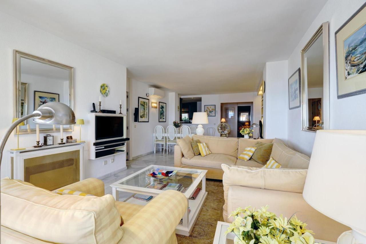 Apartment - Car Included Estepona Buitenkant foto